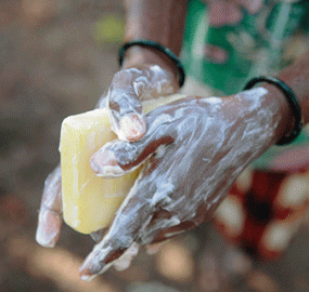 Eden Springs deltar i WaterAid-prosjektet: The Soap Challenge